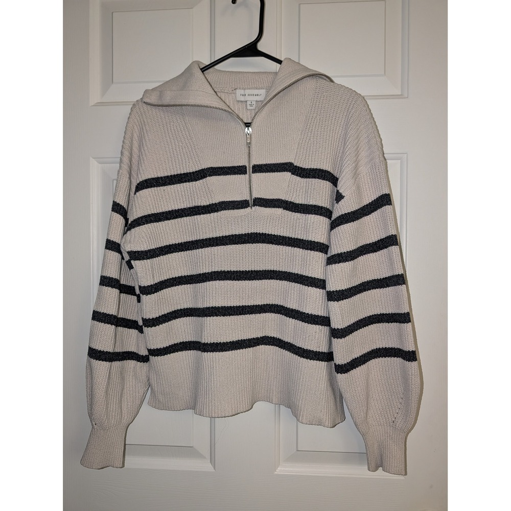 Free Assembly Striped 1/4 Zip Sweater Cream Navy Ribbed Knit Preppy Coastal Sm
